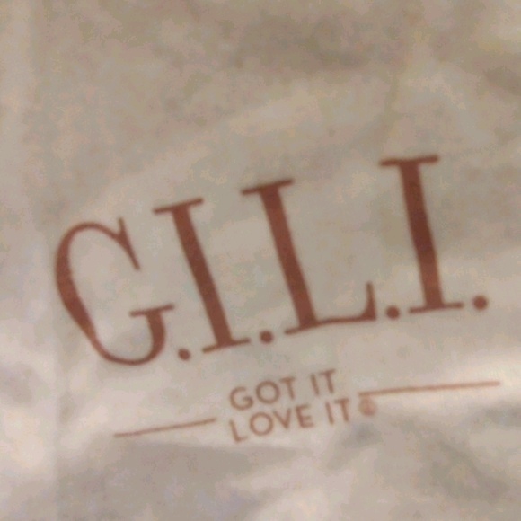 Gili Bag. Ostrich Print Leather Tote - Picture 6 of 6